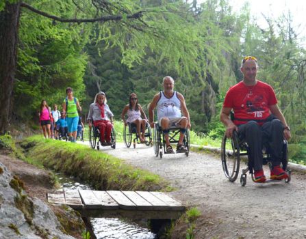 Le bisse de Vex et son tron&ccedil;on accessible aux personnes &agrave; mobilit&eacute; r&eacute;duites